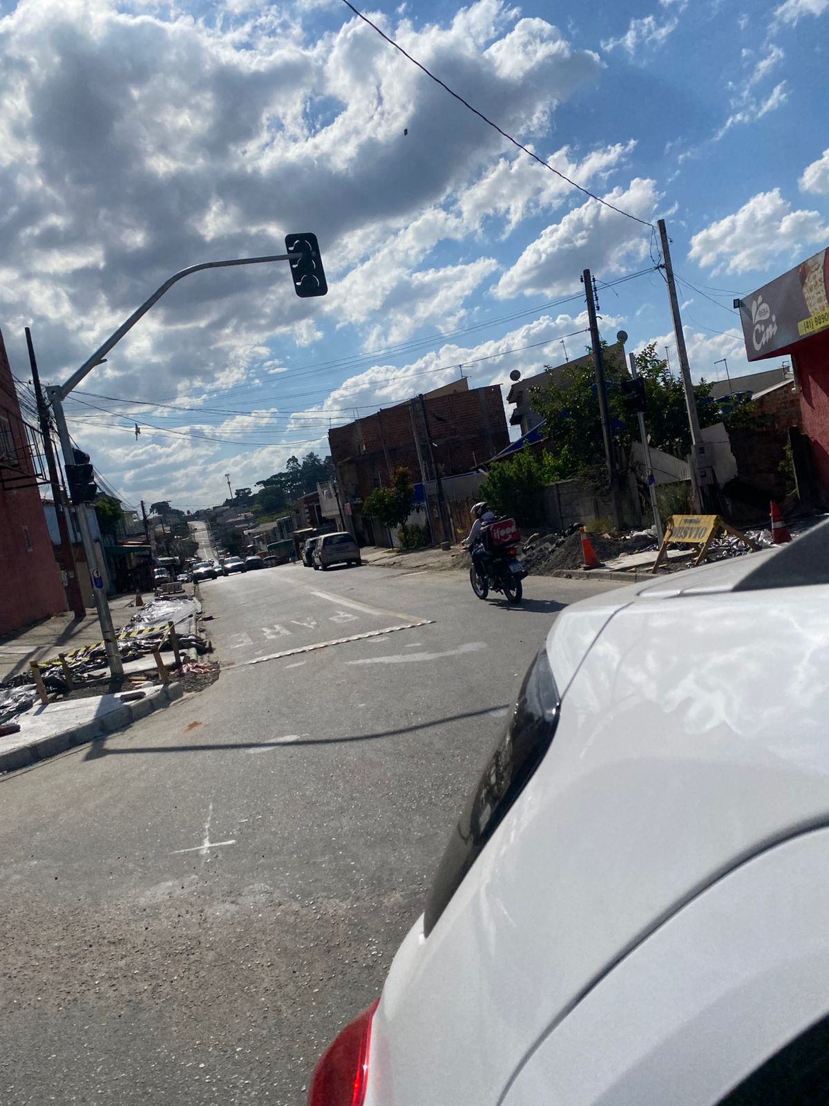 InstalaÃ§Ã£o tÃ©cnica do semÃ¡foro na Rua Marte com Rua Mandirituba